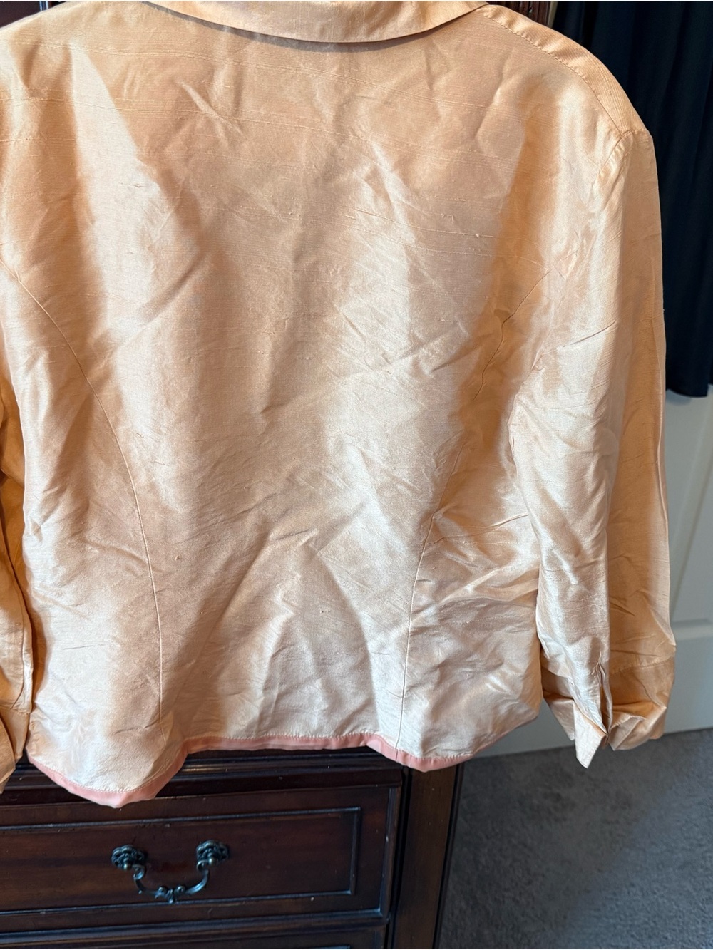 Ice Peach Embroidered Button-Front Silk Blouse Size M - Picture 5 of 7
